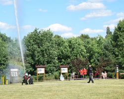 Strażacy OSP podczas zawodów sportowych