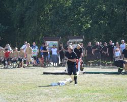 Strażacy OSP podczas zawodów sportowych