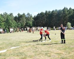Członkowie MDP podczas zawodów sportowych