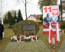 Pomnik Niepodległości w Borowiu