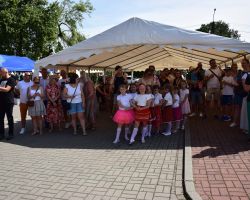 Ludzie zgromadzeni na wydarzniu
