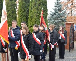 Sztandary Zespołu Oświatowego w Borowiu
