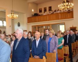 Ludzie podczas mszy świętej