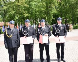 Prezesi OSP z dyplomami