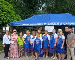 Przedstawiciele samorządu z KGW Chromin