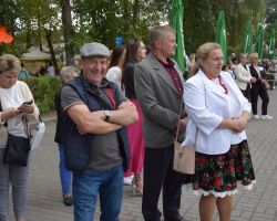 Uśmiechnięty mężczyzna