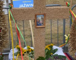 Wieniec dożynkowy sołectwa Jaźwiny