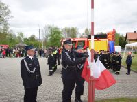 Wciągnięcie flagi państwowej na maszt